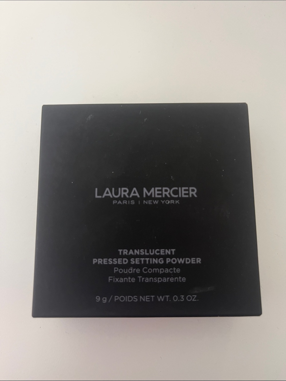 laura mercier Black Compact Translucent Setting Powder